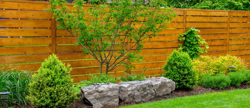Find inspiration in our horizontal cedar fence ideas and the best fencing materials in our store