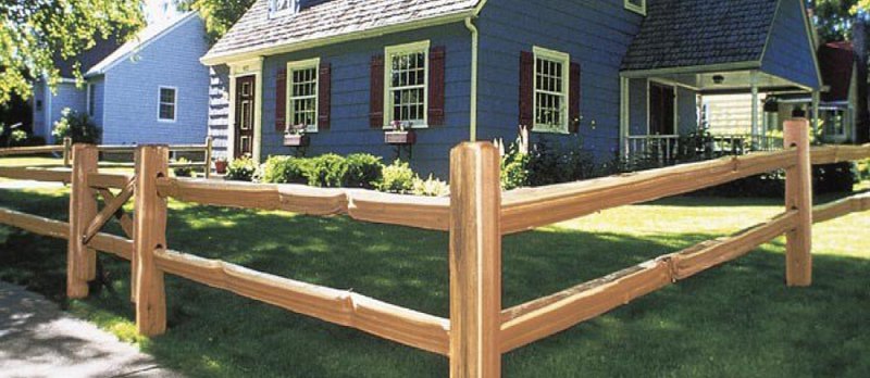 Traditional cedar rail fence ideas include the traditional farm-style model with three horizontal rails